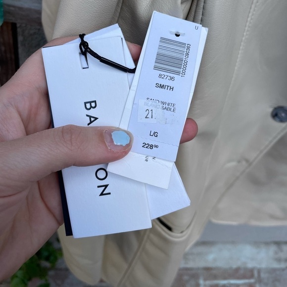 Aritzia Babaton Smith Leather Blazer in Sand White NWT! New with Tags! - Picture 7 of 14